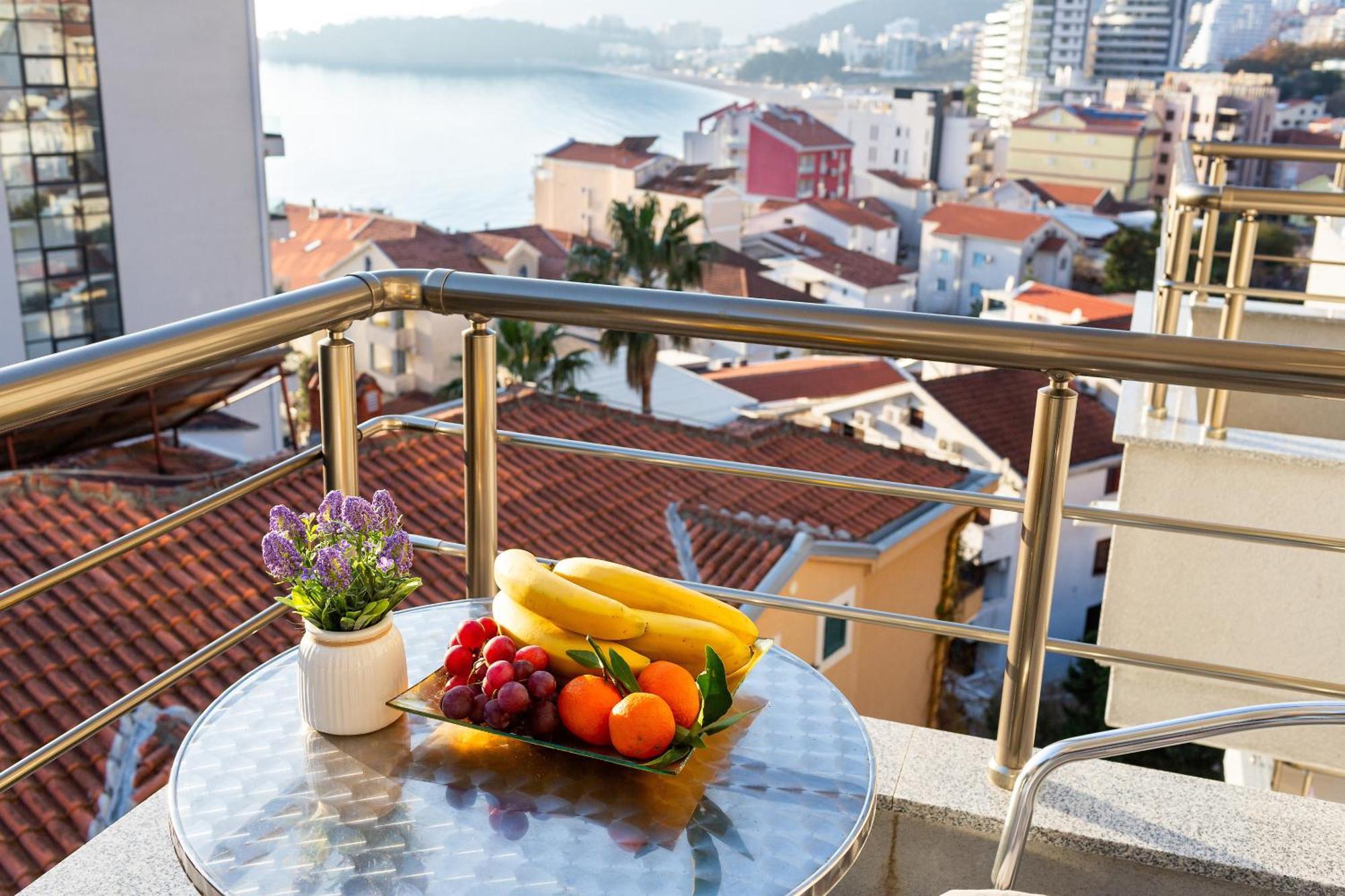 Hotel La Mer Budva Exterior foto